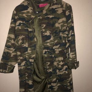 BooHoo Camo Trenchcoat